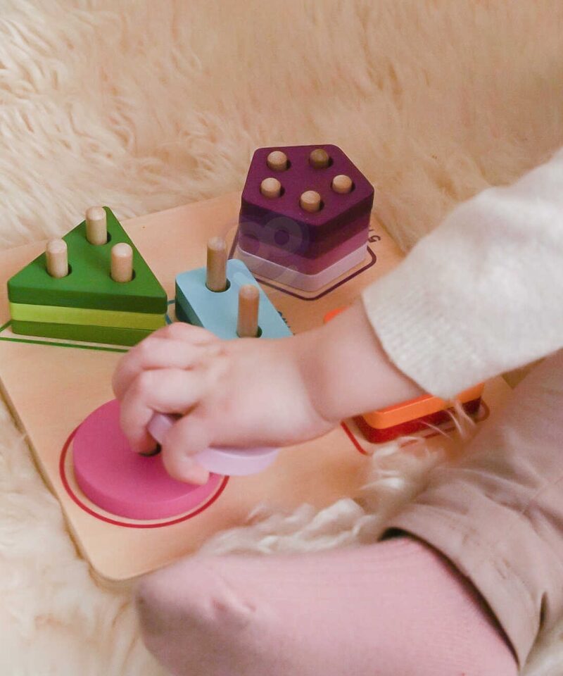 Arendab käelisi oskusi ja loogikat