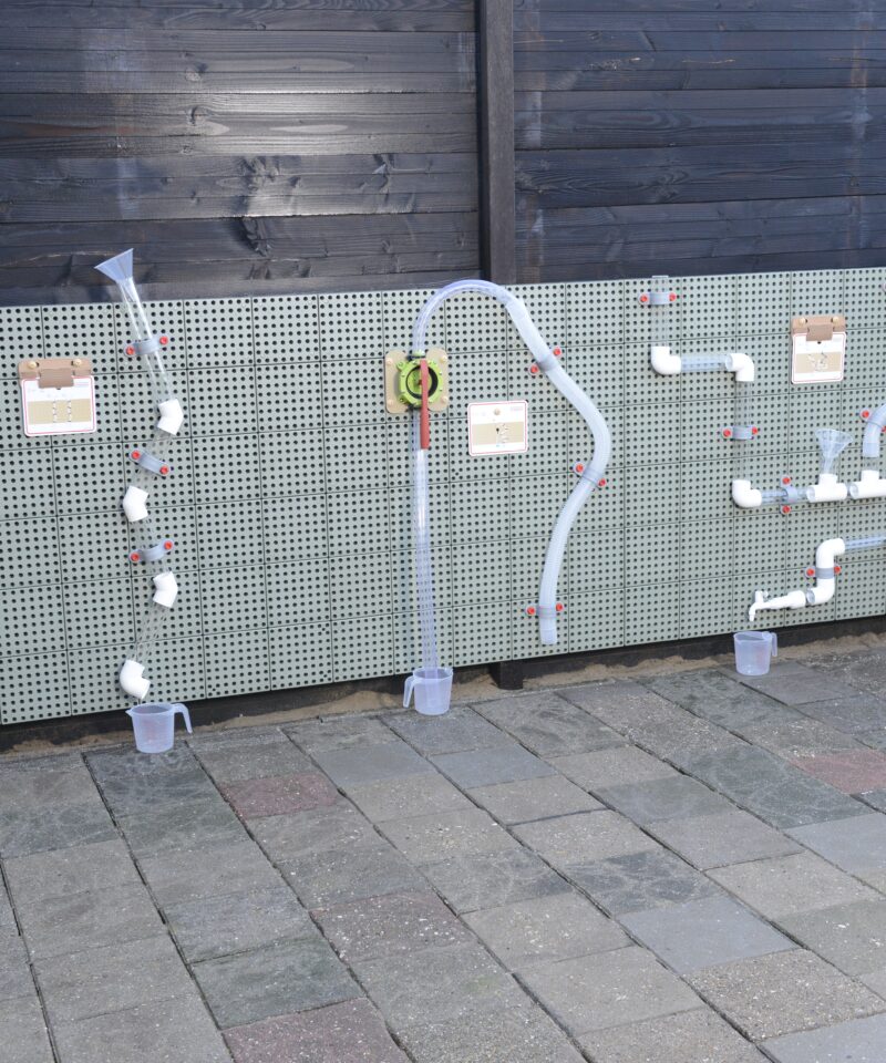 Õppetahvel lastele õues kasutamiseks