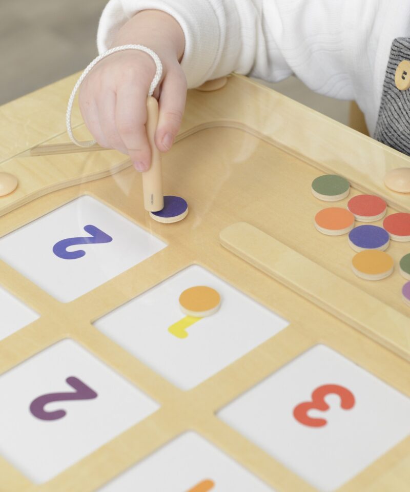 Kvaliteetne puidust õppimislaud