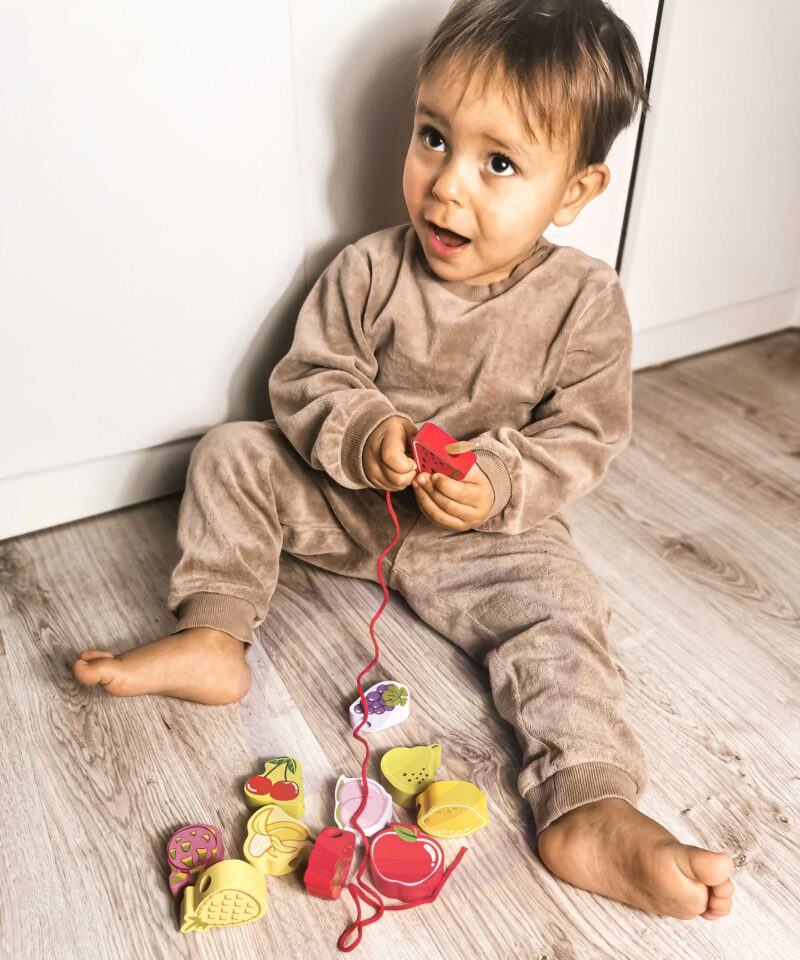 Loovust arendav lõngamäng