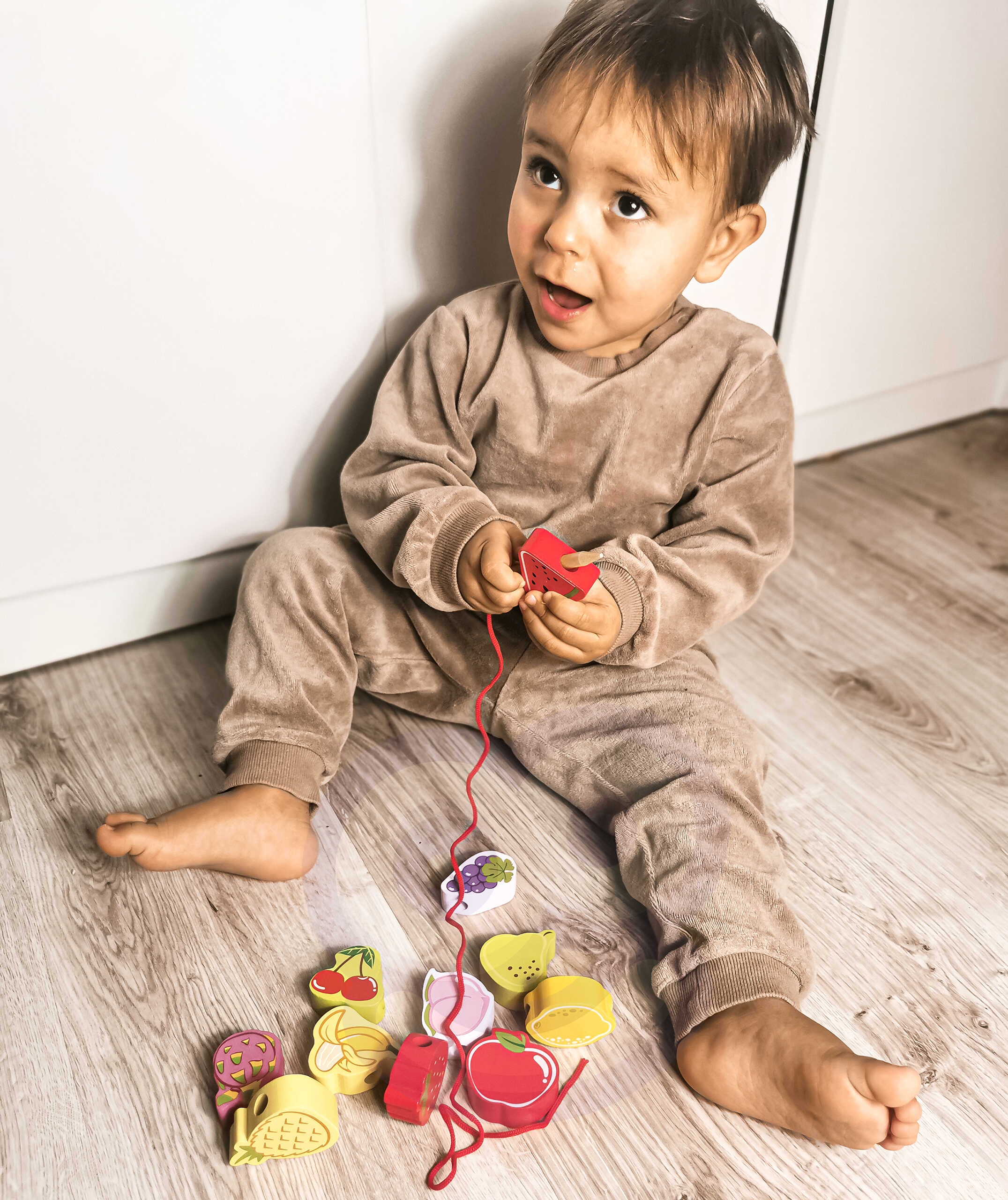 Loovust arendav lõngamäng