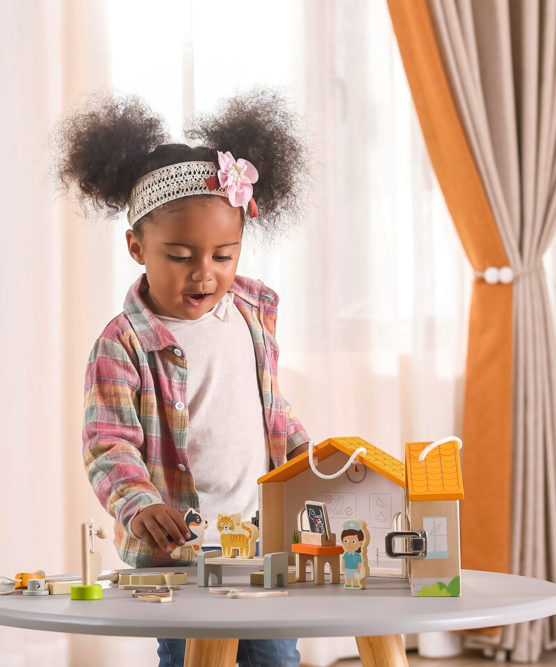 Laste loomaarsti mängukomplekt koos figuuridega