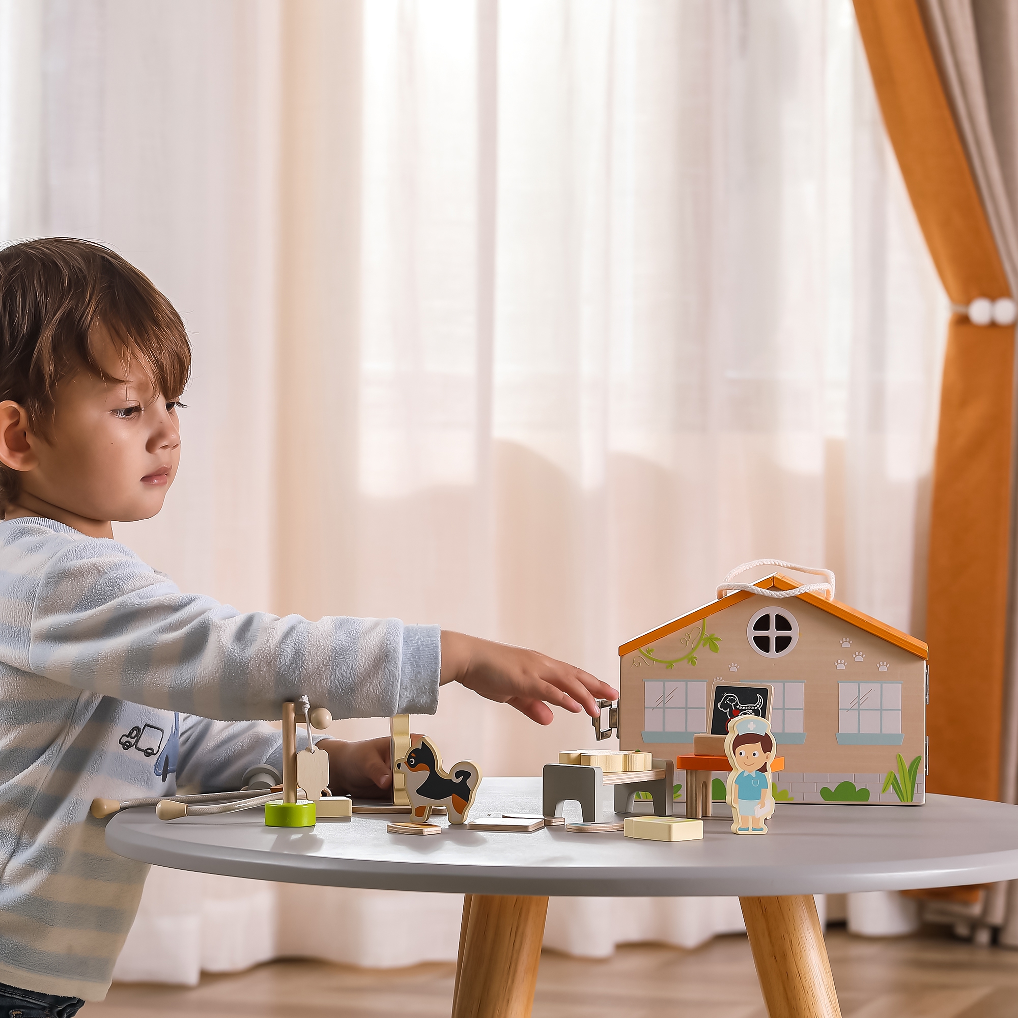 Kaasaskantav loomakliiniku mäng lastele