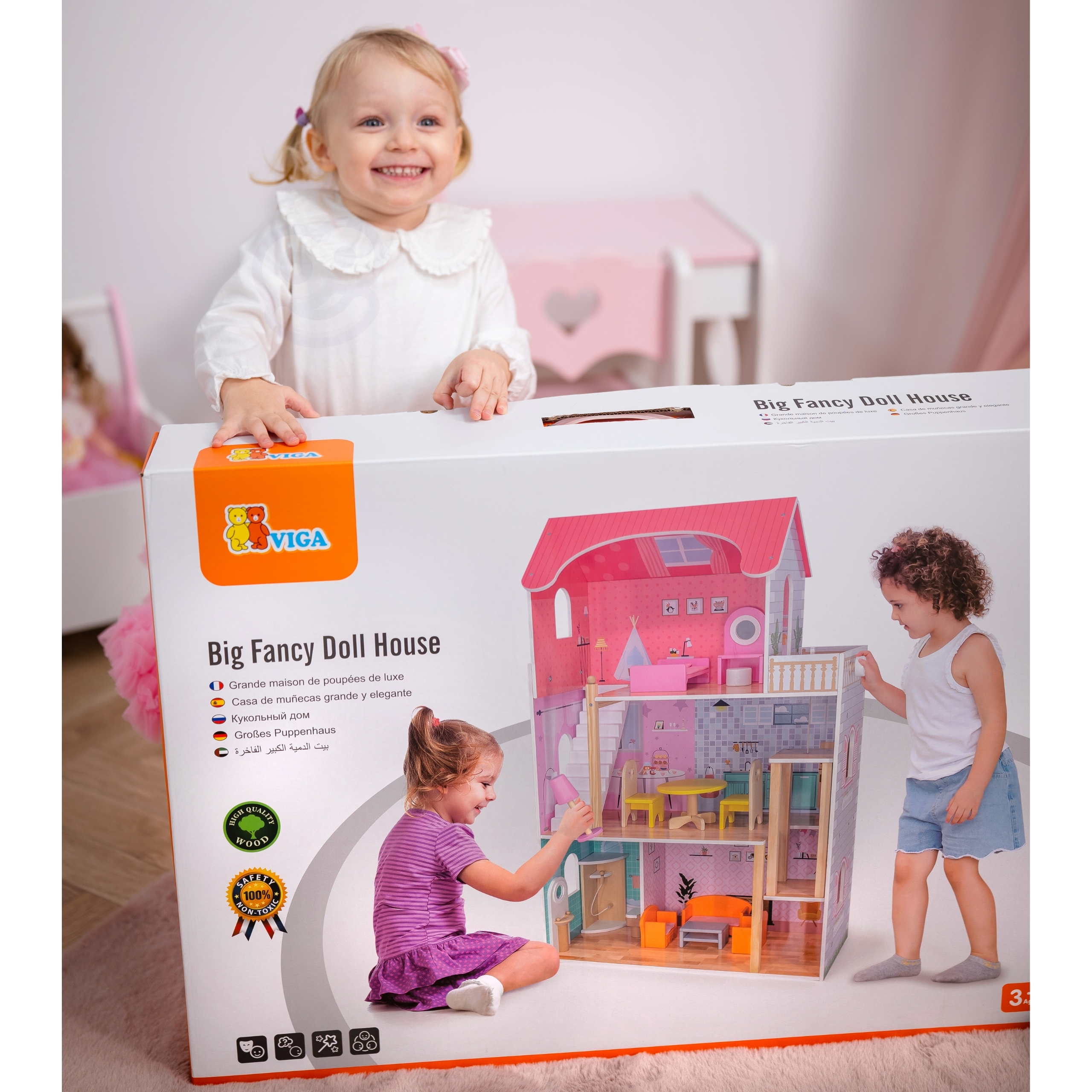 Loov mäng puidust nukumajas