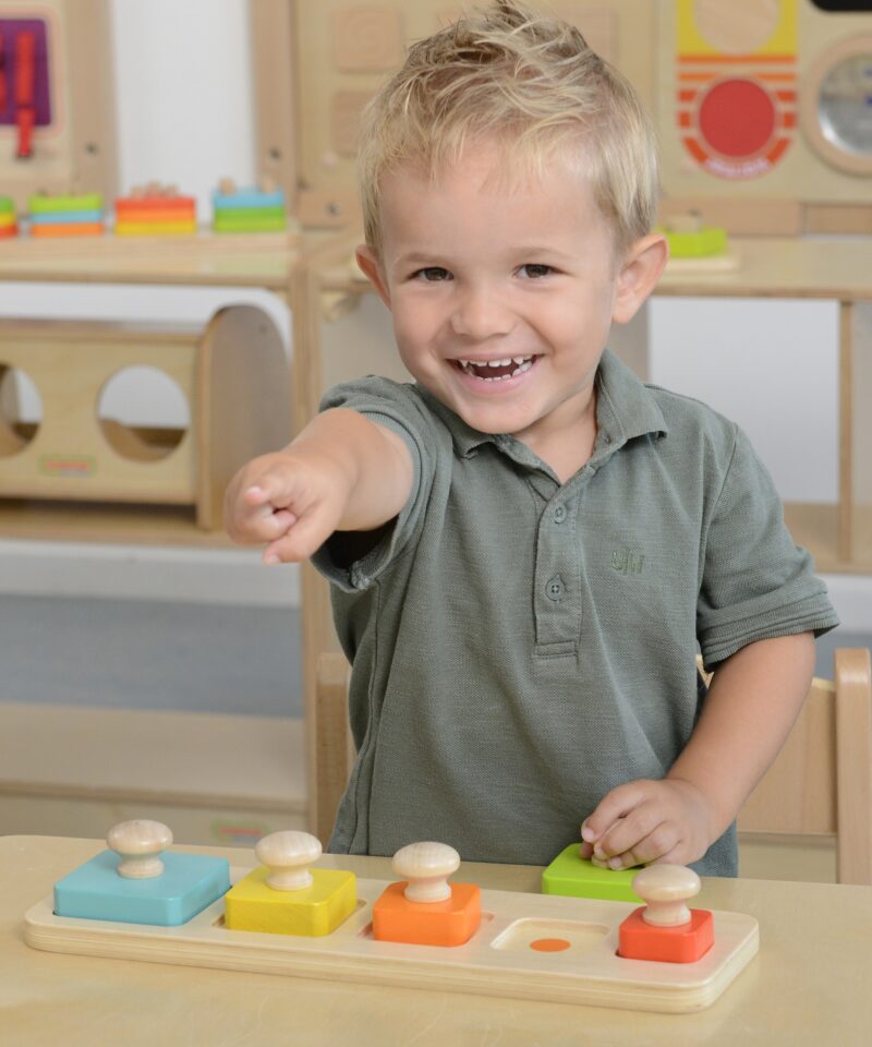 Värvide järgi sobitatav pusle