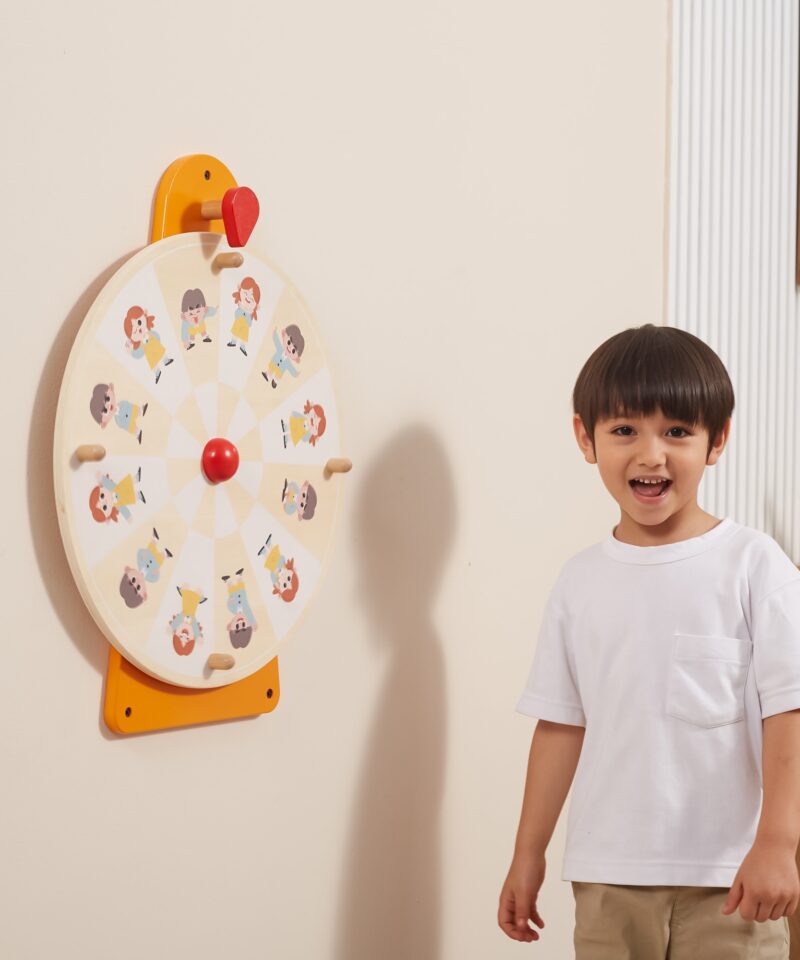 Puidust emotsioonide seinalaud lastele alates 18 kuust