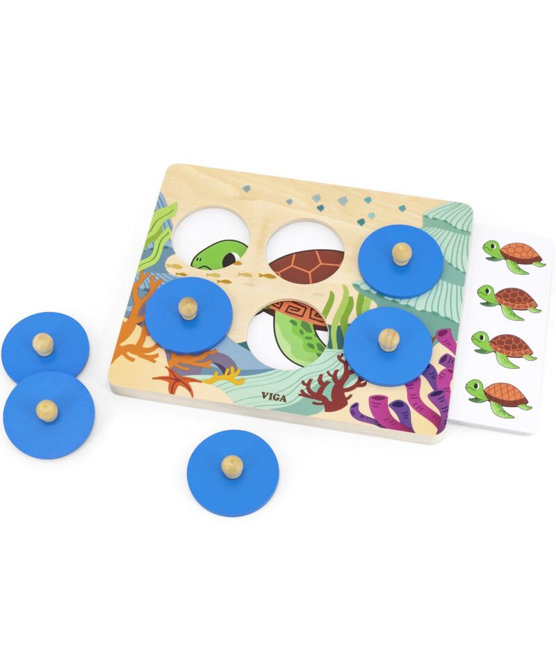 Puidust alus ja rõngad detailide avastamiseks