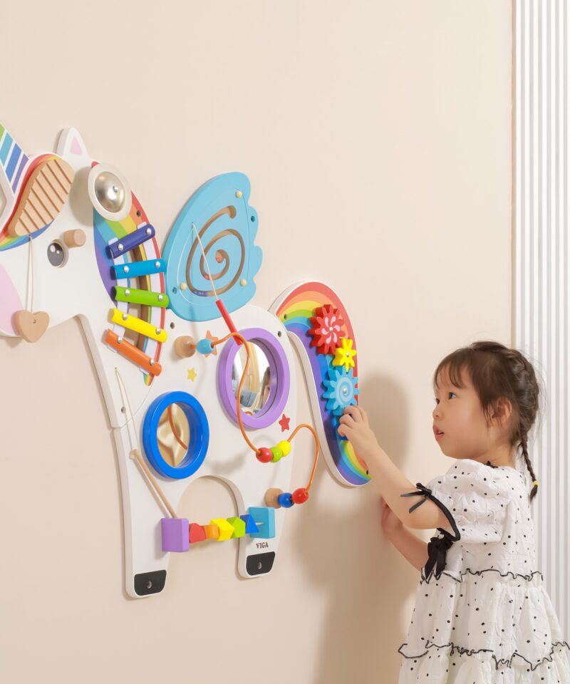 Mängutahvel käe-silma koordinatsiooni ja loogika arendamiseks