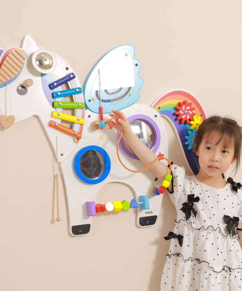 Grupis mängimiseks sobiv sensoorne arendustahvel