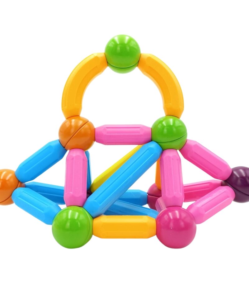 Magnetilised ehitusklotsid mugavas karbis kingituseks