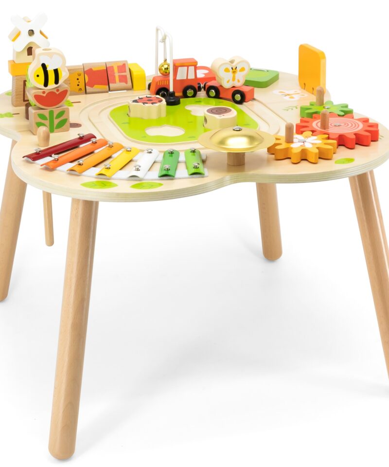 Suur puidust mängulaud mitmele lapsele korraga