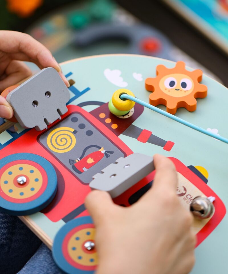 Laste mängulaud kvaliteetsest puidust