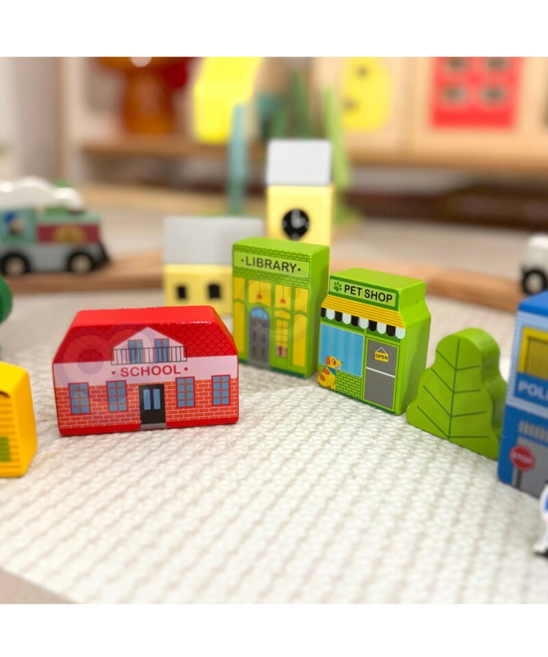 Linnamängu komplekt koos hoonetega