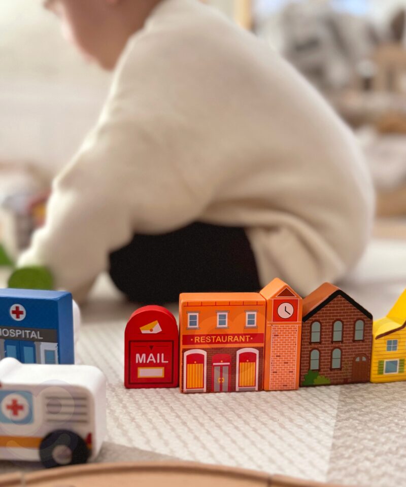 Linnamängu komplekt koos hoonetega