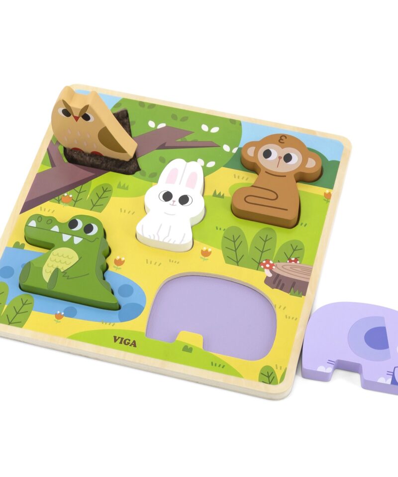 Puidust pusle koos loomapiltidega