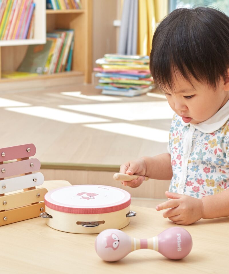 Lõbus muusikakomplekt väikestele kätele