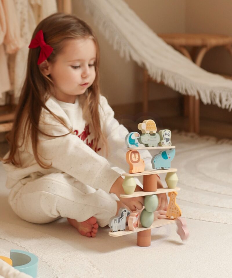 Puidust mänguasi lastele