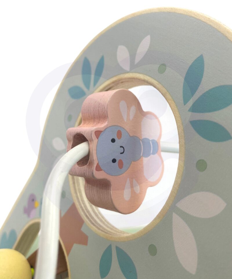 Ohutu ja hariv puulabürint