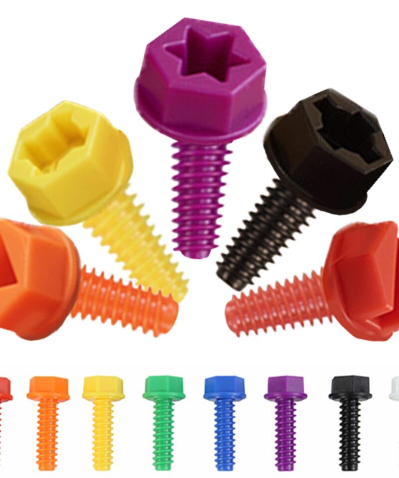 Värvilised kruvid lastele mängimiseks