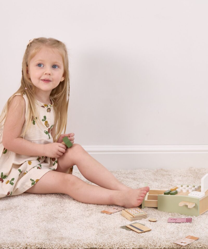 Mängukomplekt sularaha ja kaardiga