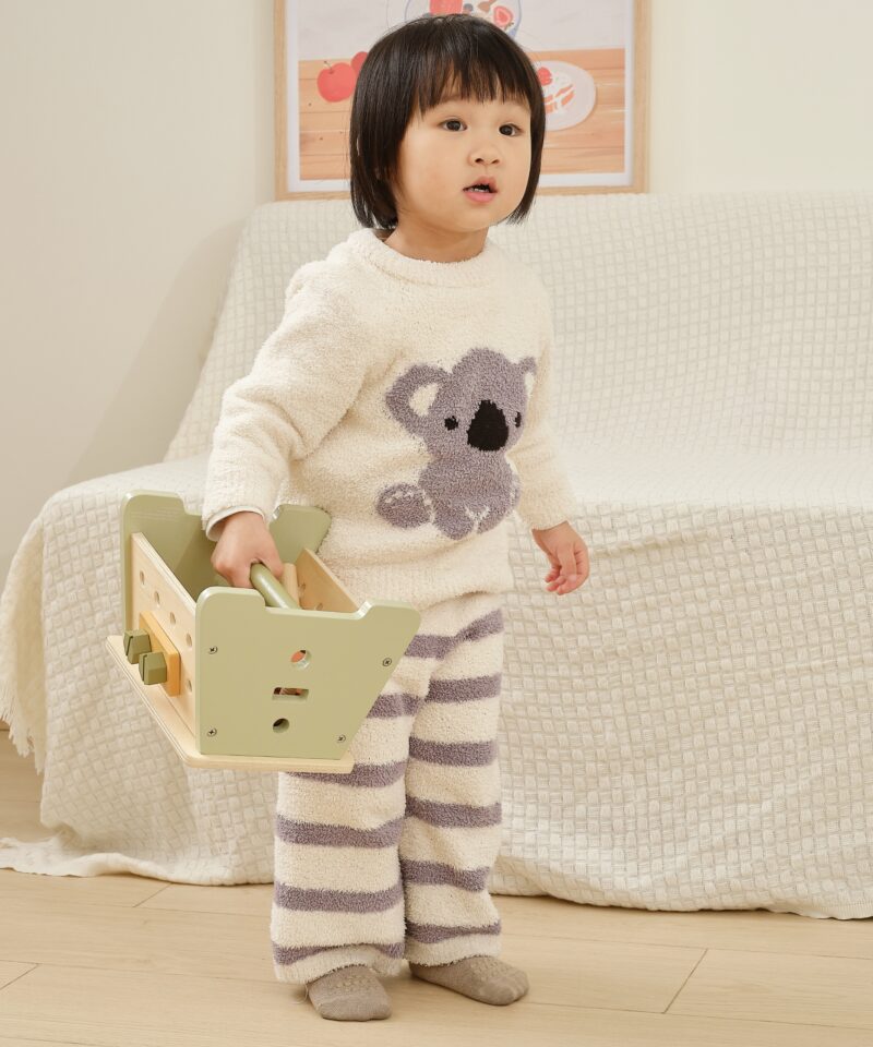 Arendav tööriistakomplekt lastele