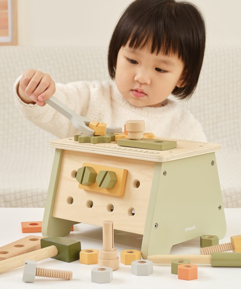 Kahefunktsiooniline tööriistalaud lastele