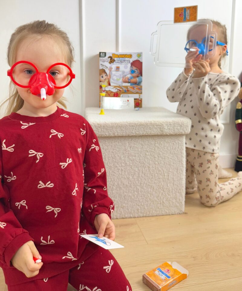 Mängu komplekt prillide ja markeriga