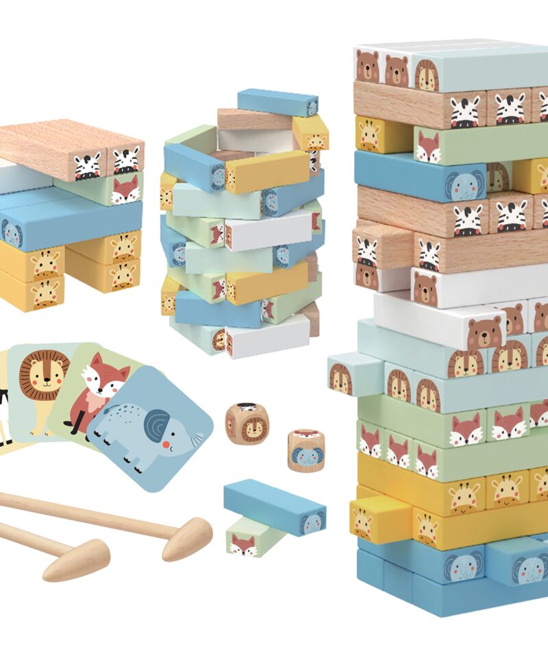 Tasakaalu torn loomadega puidust klotsidega