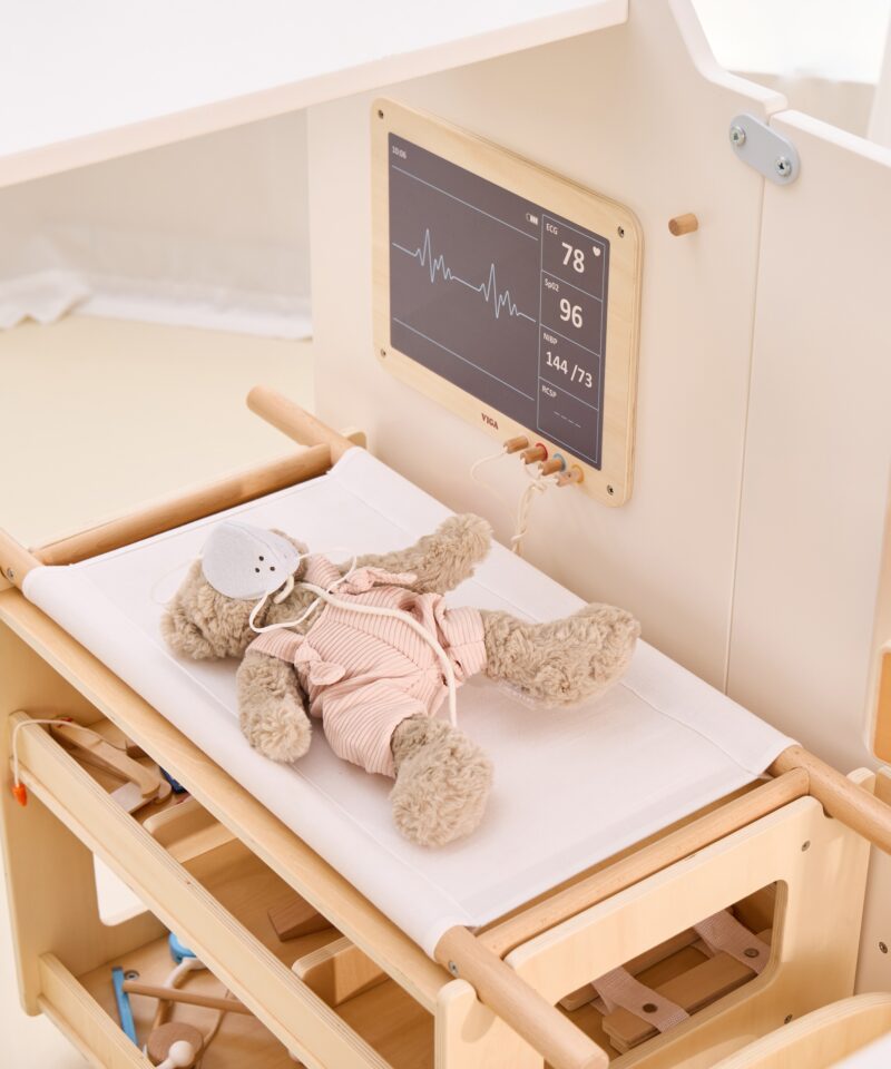 Lastele mõeldud meditsiiniline mängukomplekt