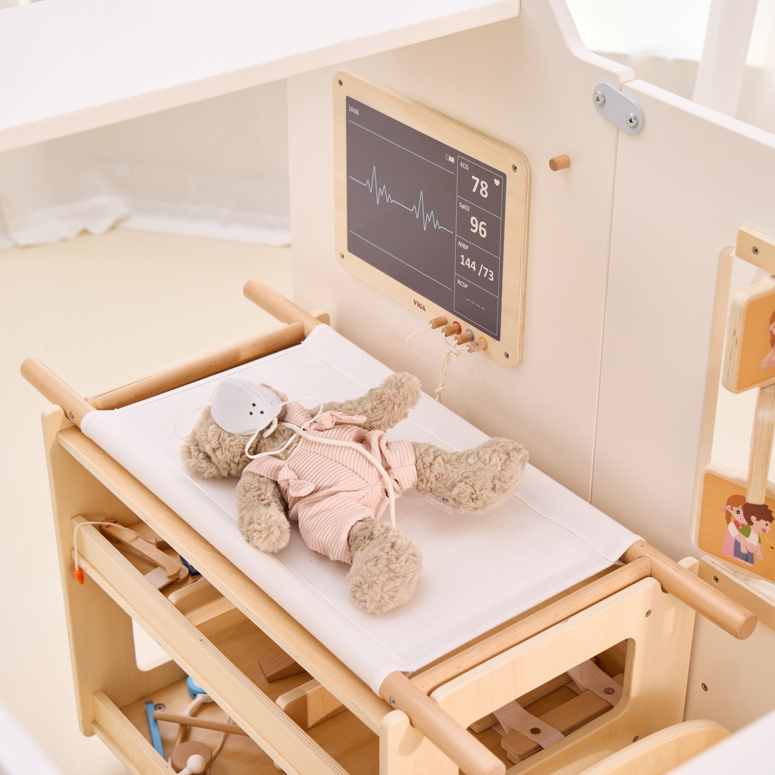 Lastele mõeldud meditsiiniline mängukomplekt