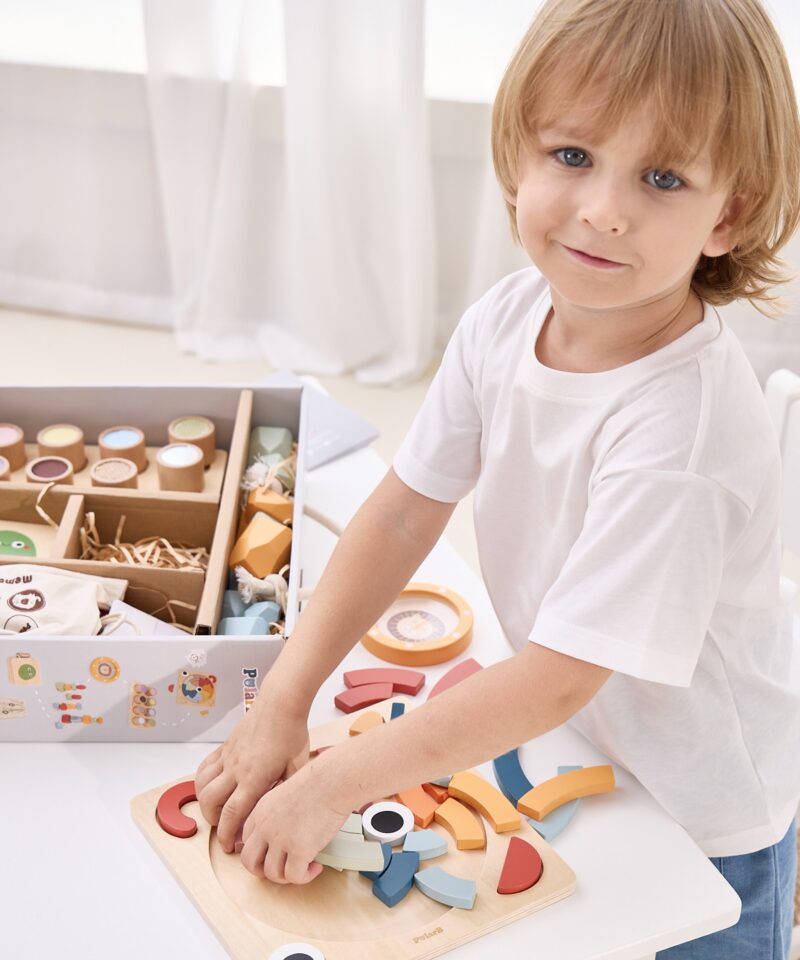 Värvilised ja arendavad mänguasjad