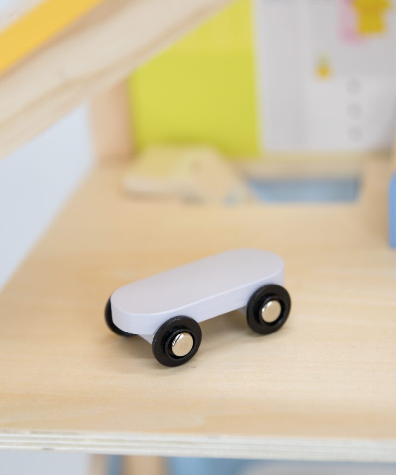 Loovust arendav puidust nukumaja