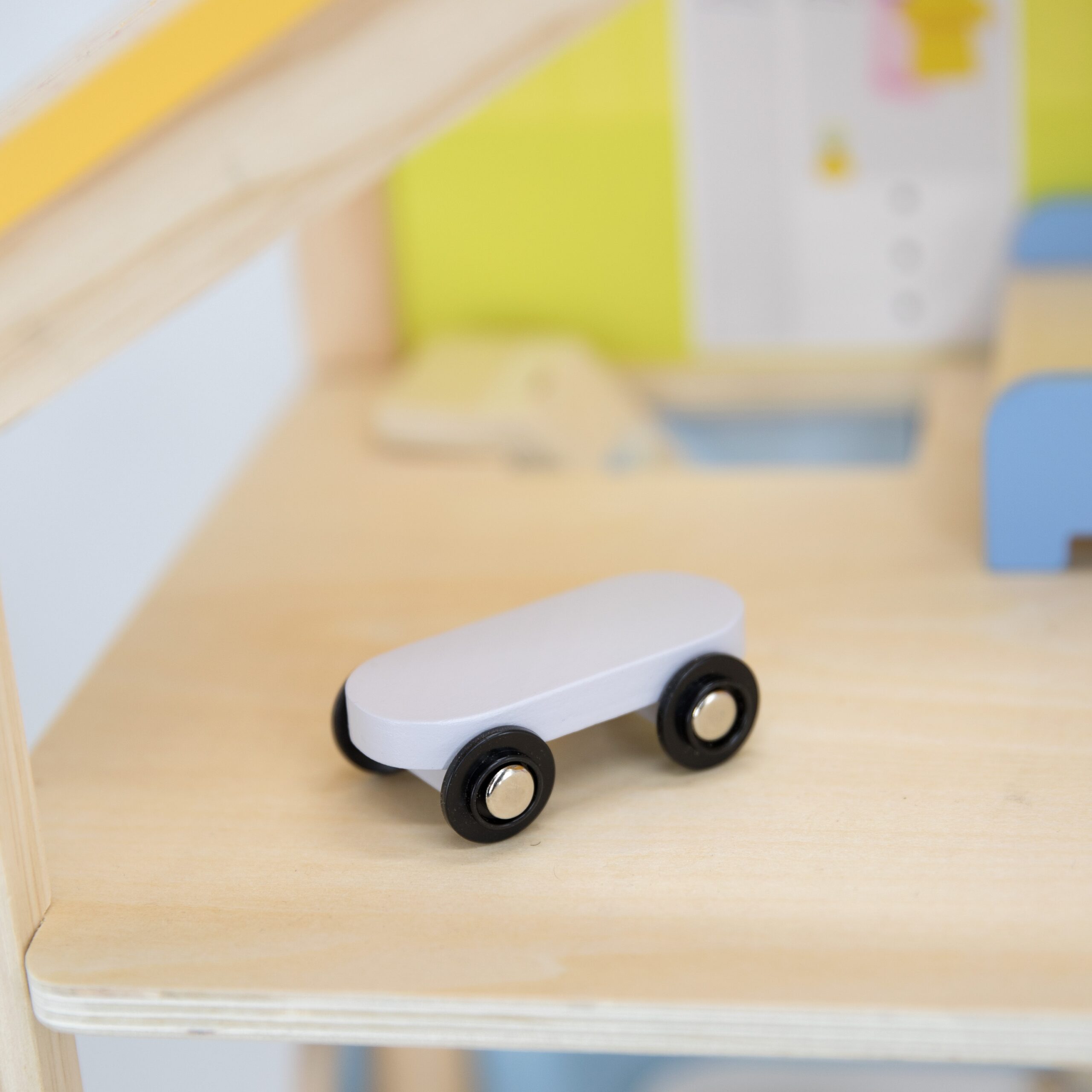 Loovust arendav puidust nukumaja