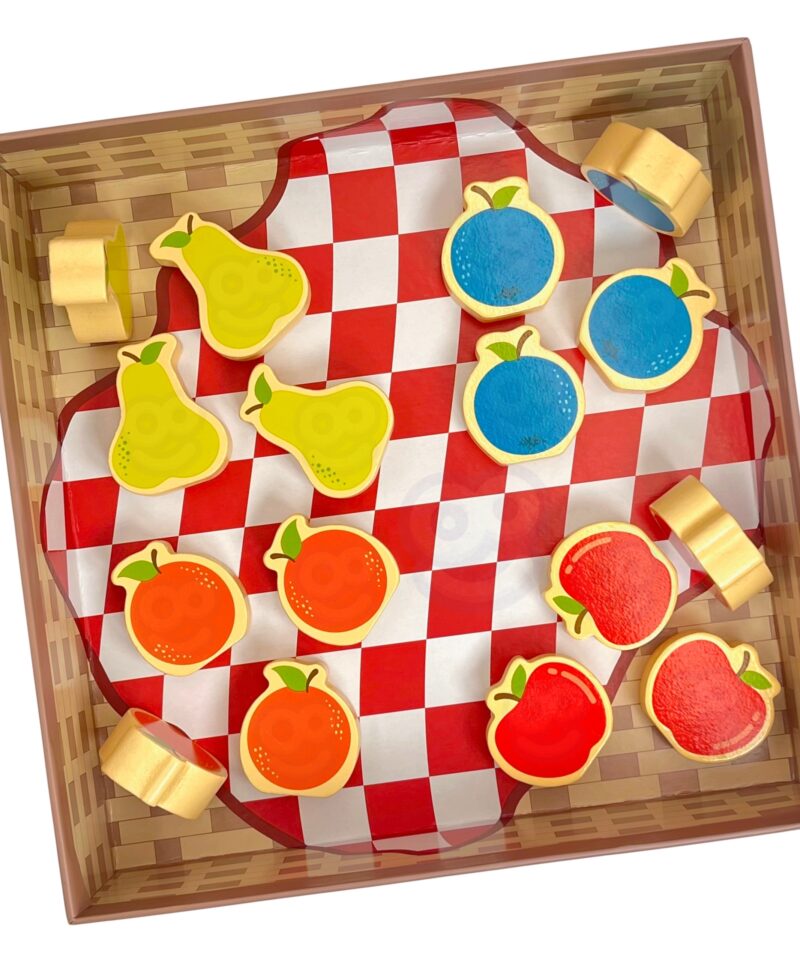 Puidust täring viljaaia mängus