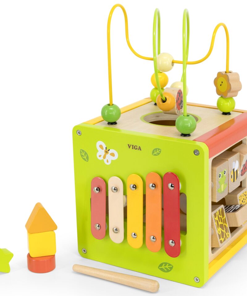 Lastele sobiv puidust õppimiskuubik