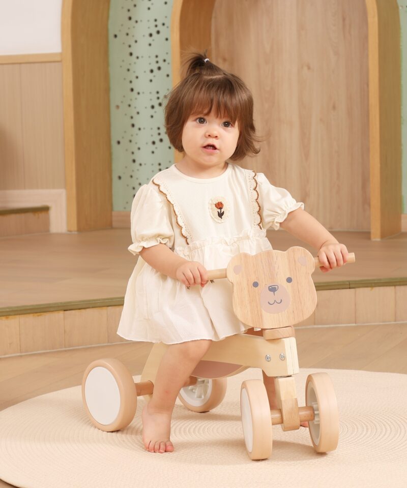 Karukujuline juhtraud