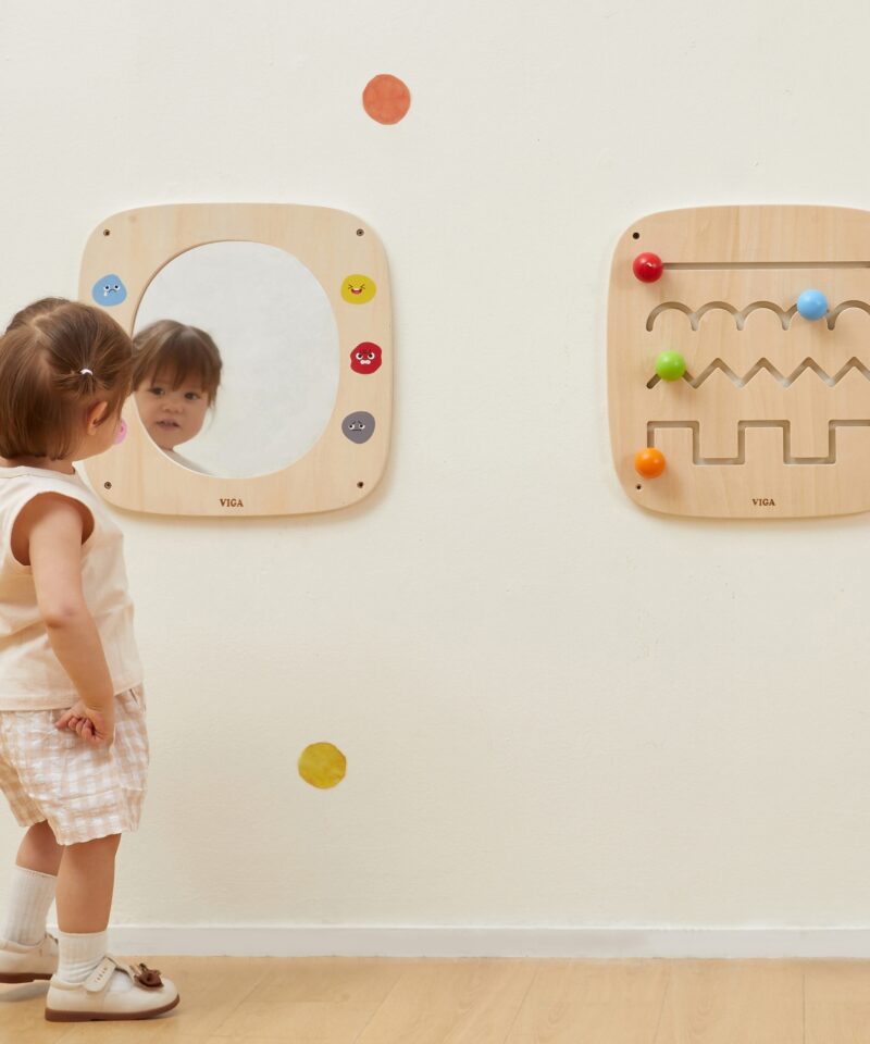 Peegel ja värvilised emotsioonid