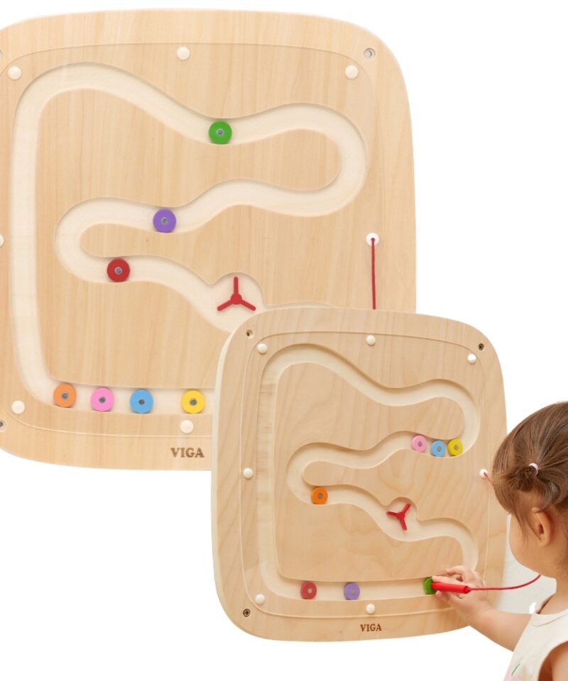 Interaktiivne puidust gravitatsioonitahvel seinal