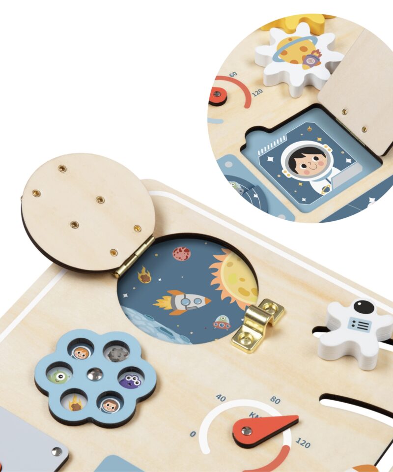 Kosmosetahvel koos planeetide ja astronautidega