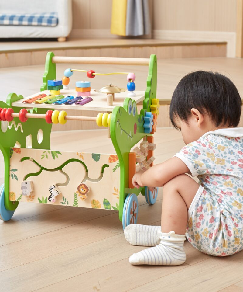 Laste esimeste sammude abivahend