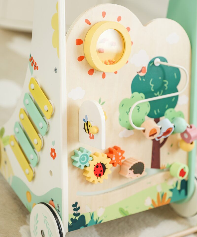 Arendav käimistugi lastele alates 12. elukuust