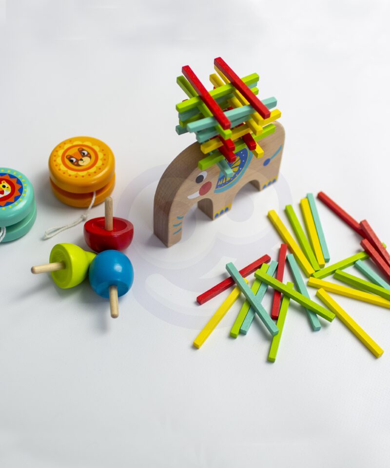 Kvaliteetne puidust mängukomplekt