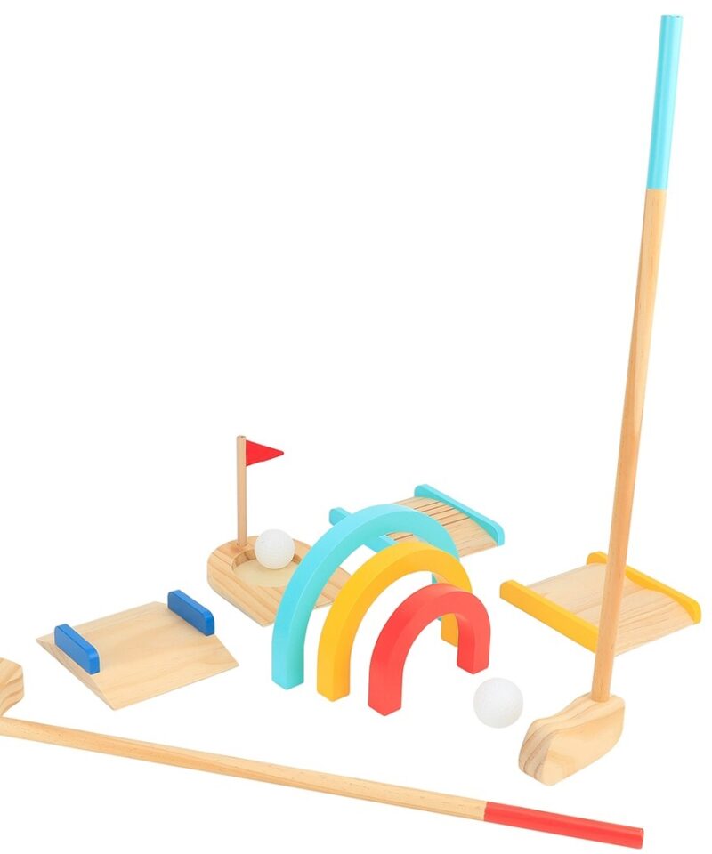 Mittetoksiline puidust minigolfikomplekt