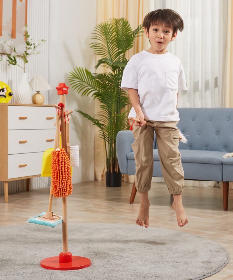 Komplekt harja, kühvli ja mopiga