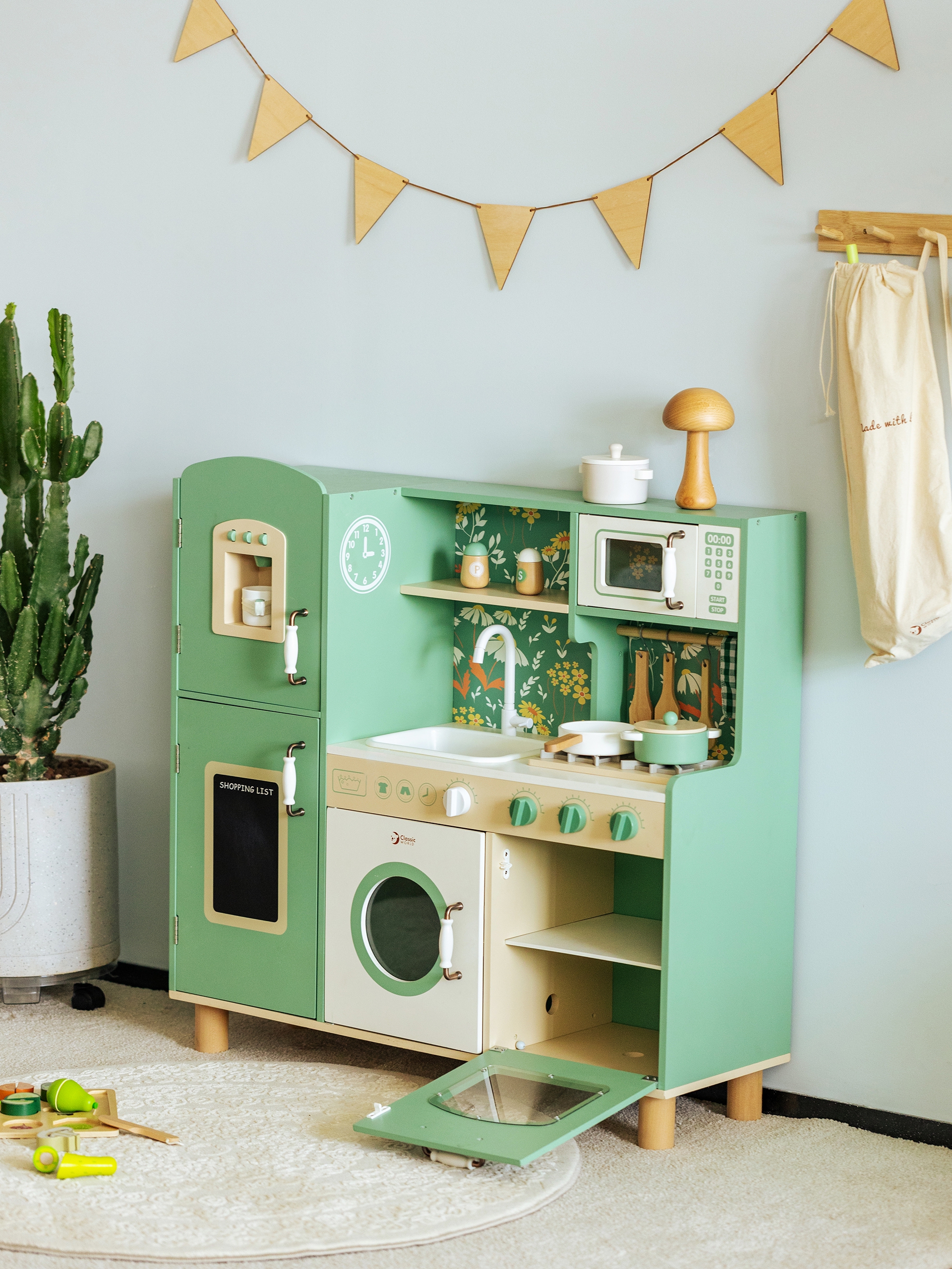 Laste köögikomplekt koos pliidiga