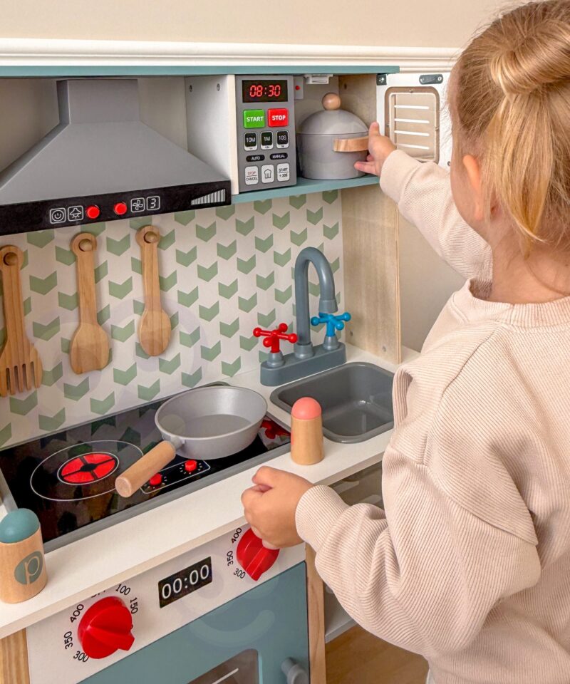 Kvaliteetne puidust köök lastele