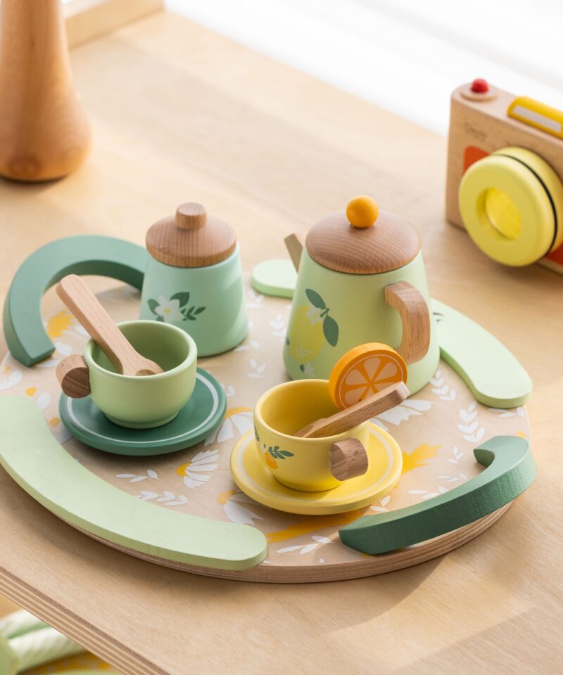 Ohutu ja vastupidav puidust mänguasi