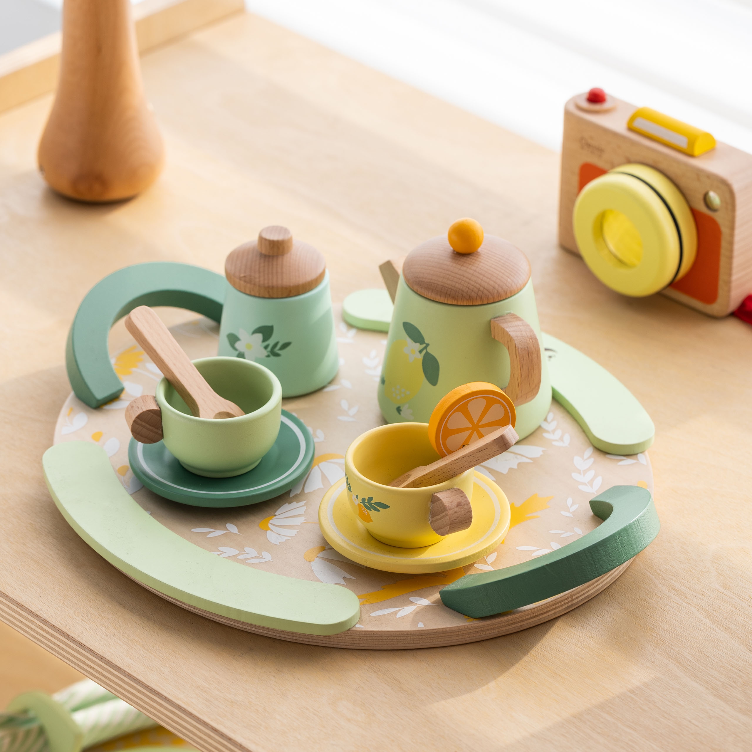 Ohutu ja vastupidav puidust mänguasi