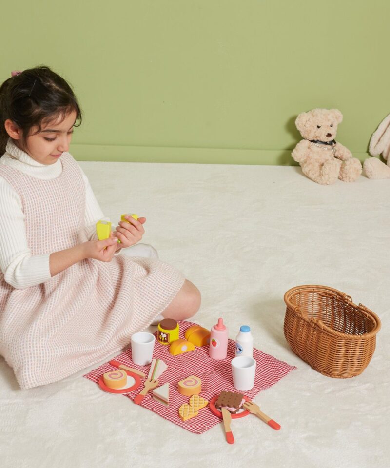 Puidust mängukomplekt toas ja õues