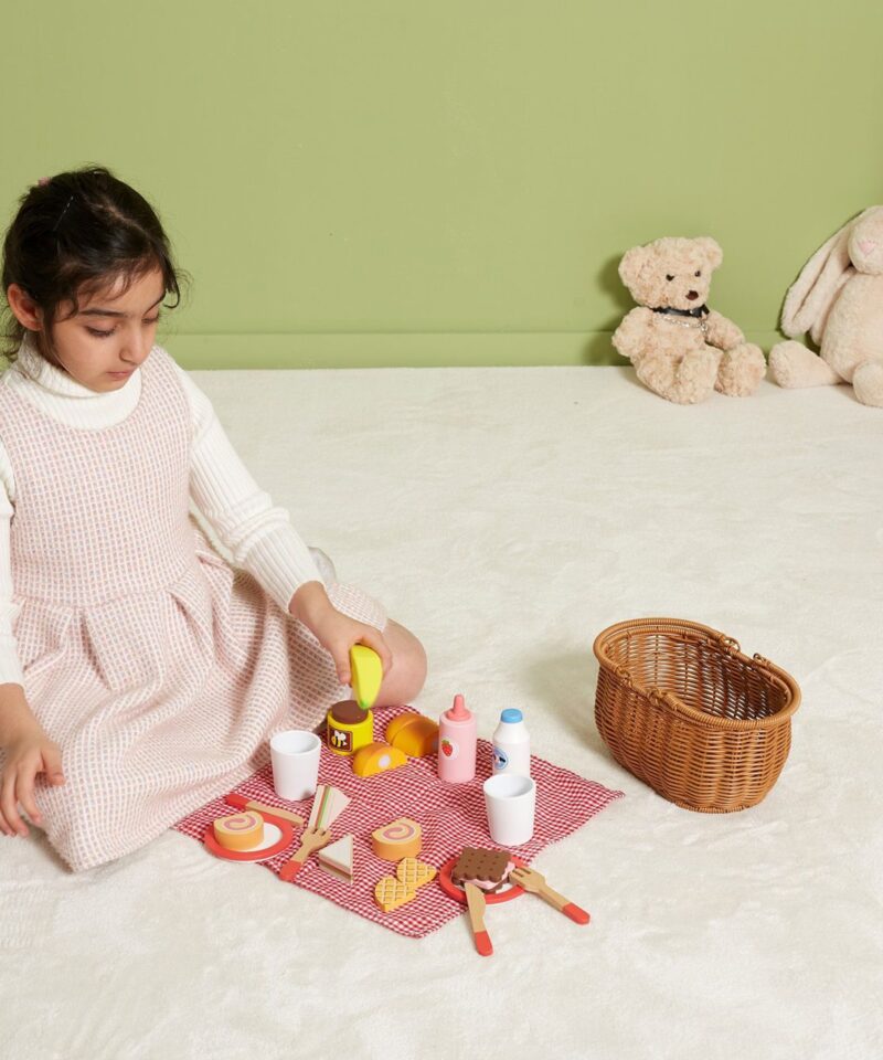 Puidust mängukomplekt toas ja õues